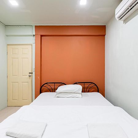 Freesia Saladaeng Silom Apartments Μπανγκόκ Εξωτερικό φωτογραφία