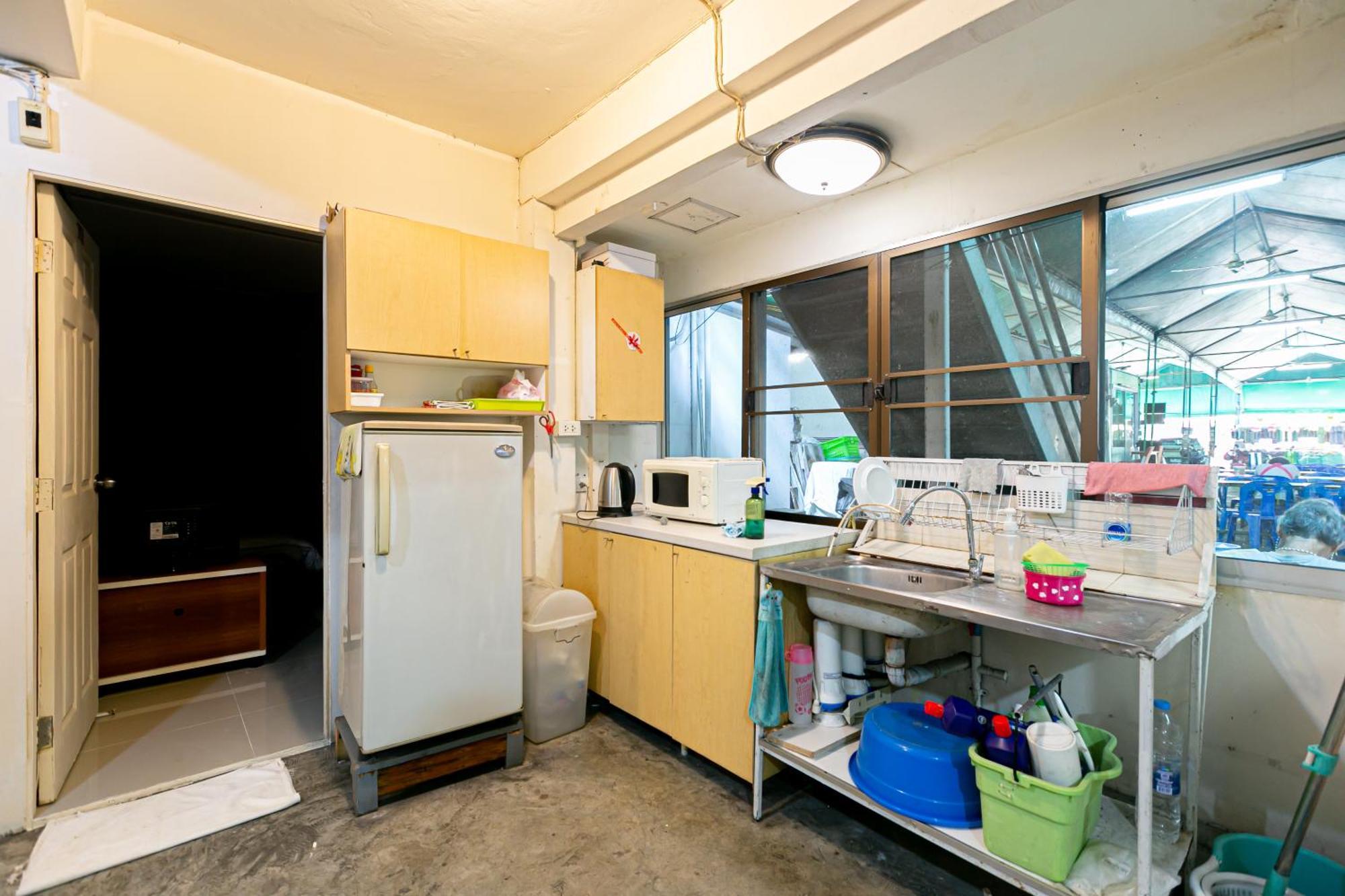 Freesia Saladaeng Silom Apartments Μπανγκόκ Εξωτερικό φωτογραφία