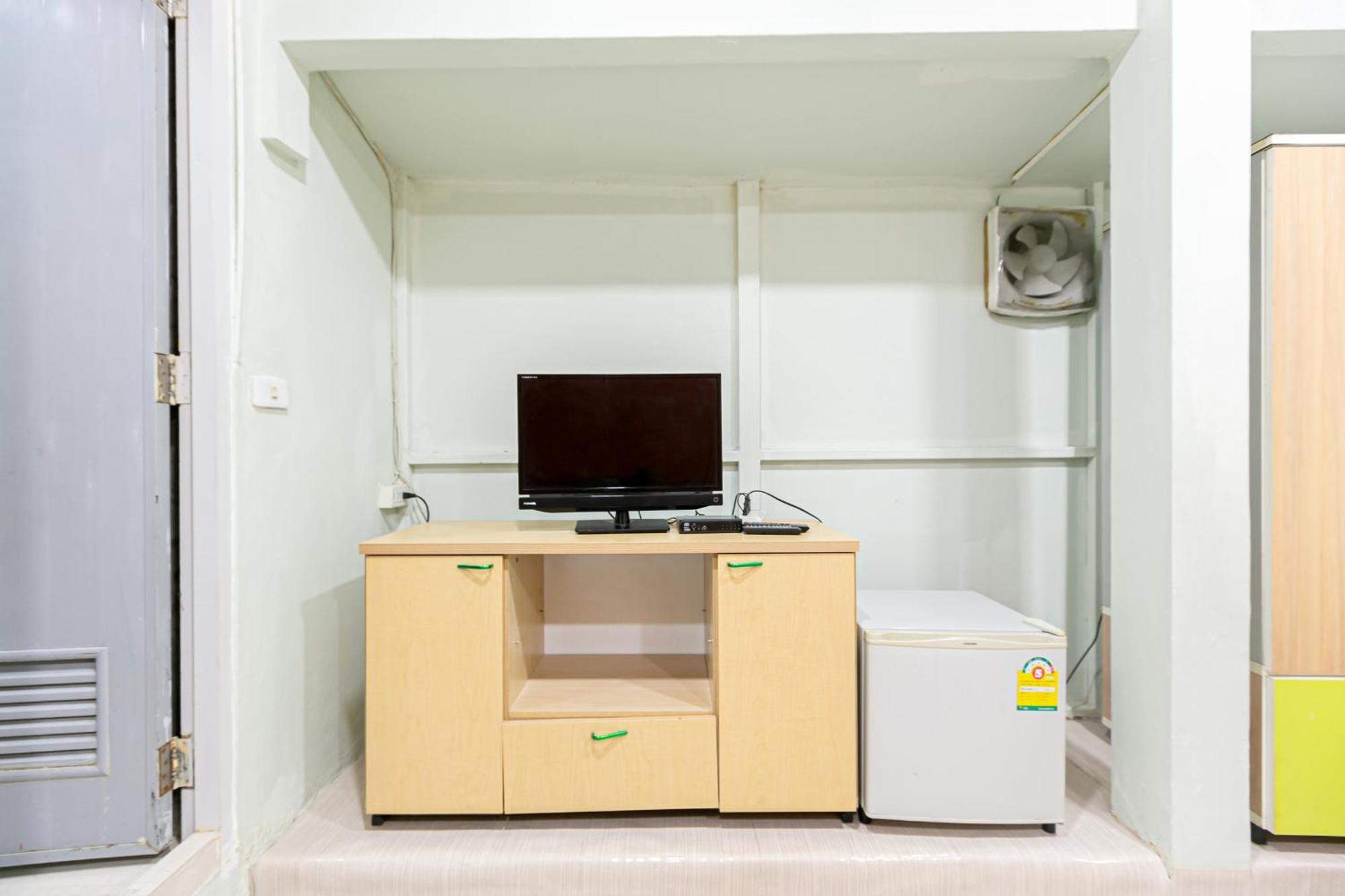 Freesia Saladaeng Silom Apartments Μπανγκόκ Εξωτερικό φωτογραφία