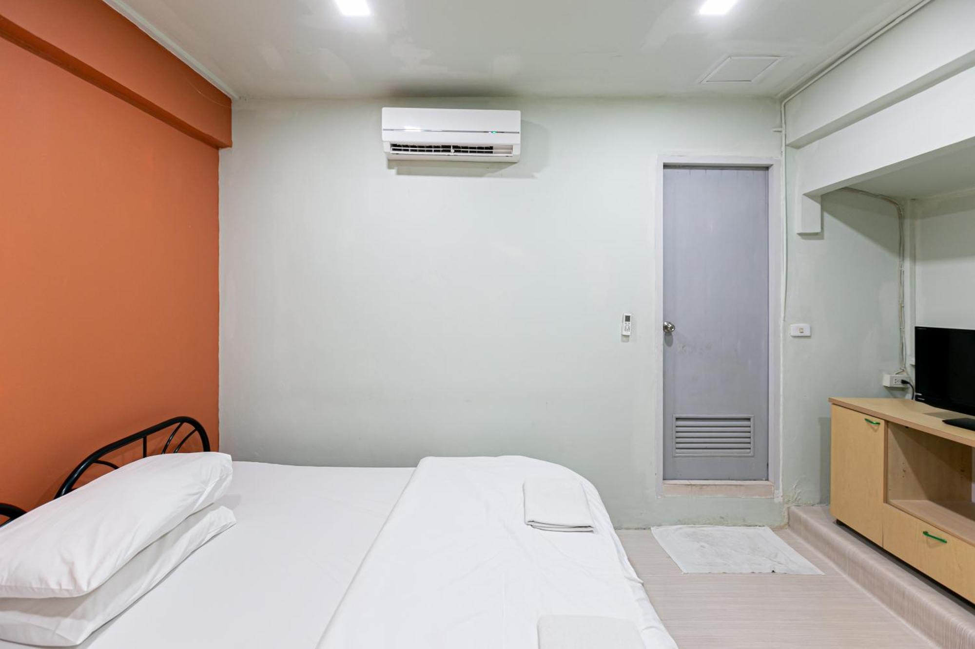 Freesia Saladaeng Silom Apartments Μπανγκόκ Εξωτερικό φωτογραφία