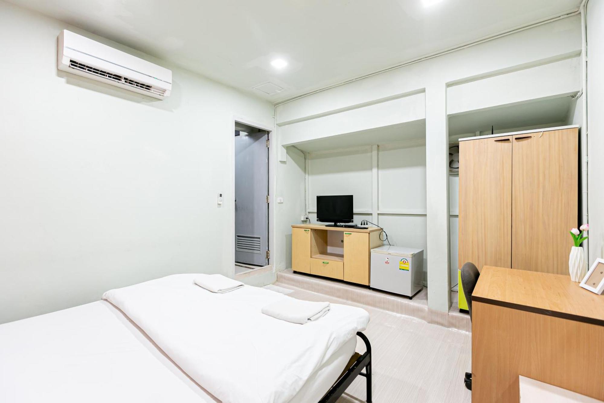 Freesia Saladaeng Silom Apartments Μπανγκόκ Εξωτερικό φωτογραφία