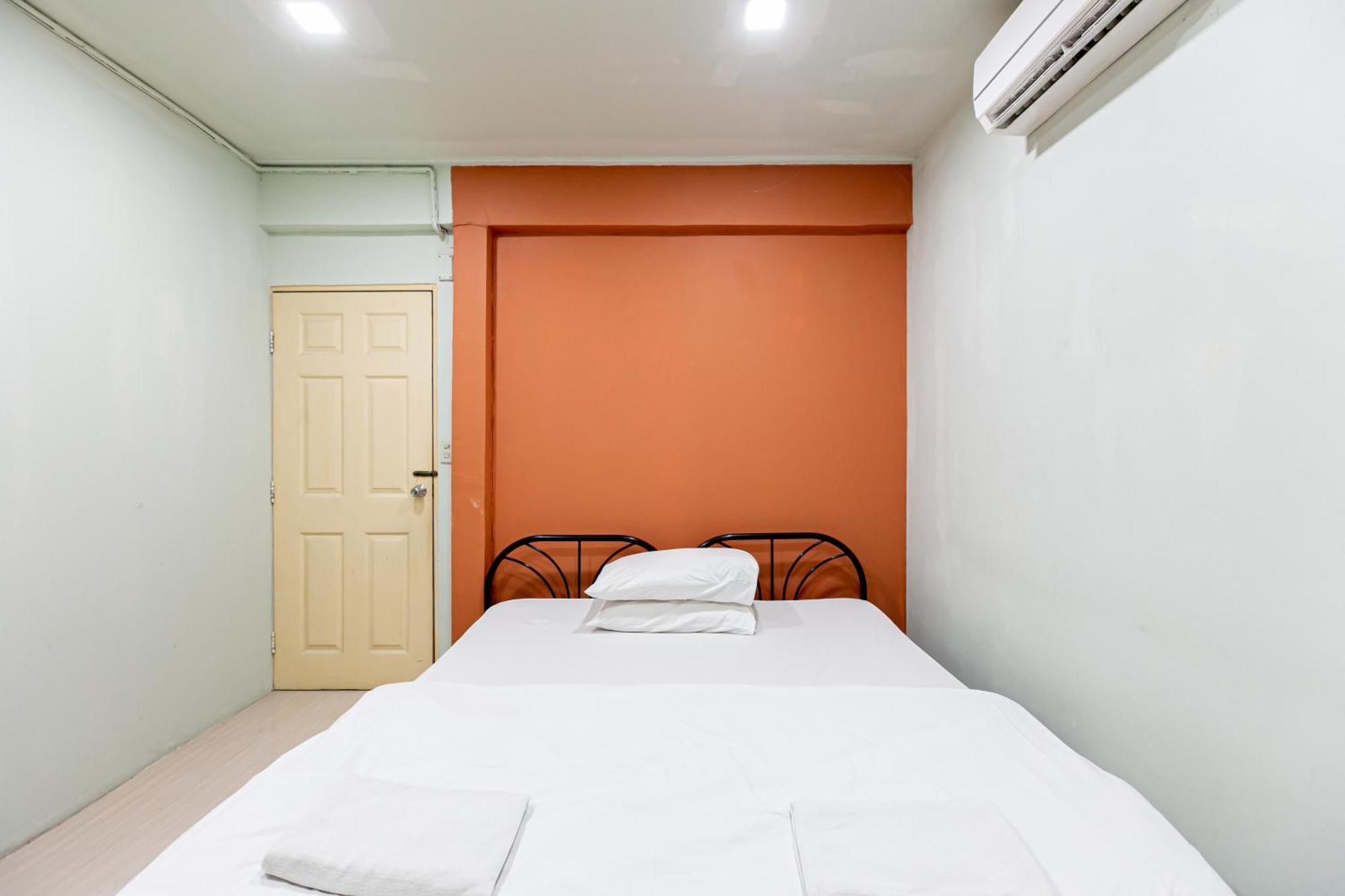 Freesia Saladaeng Silom Apartments Μπανγκόκ Εξωτερικό φωτογραφία