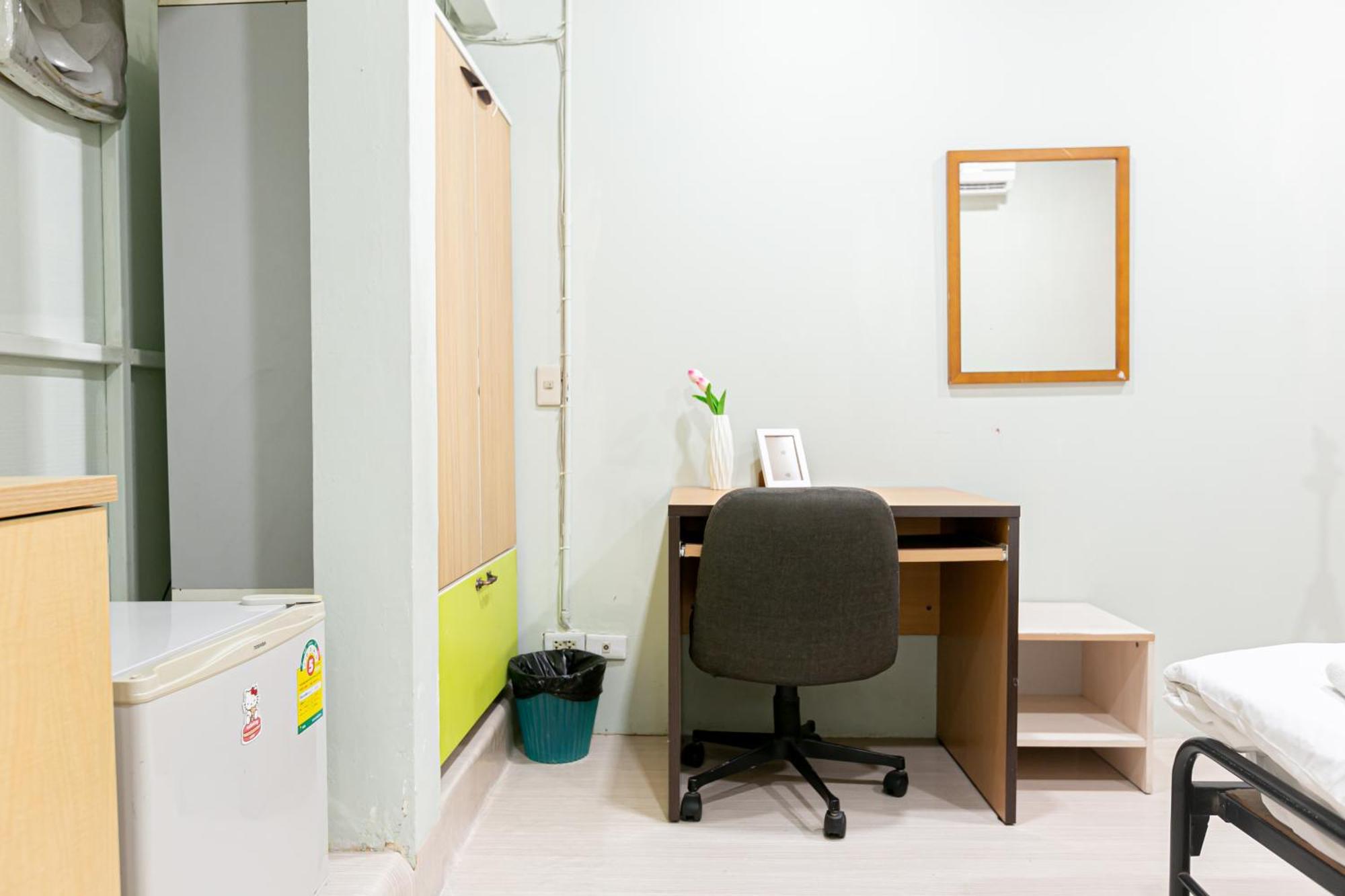Freesia Saladaeng Silom Apartments Μπανγκόκ Εξωτερικό φωτογραφία