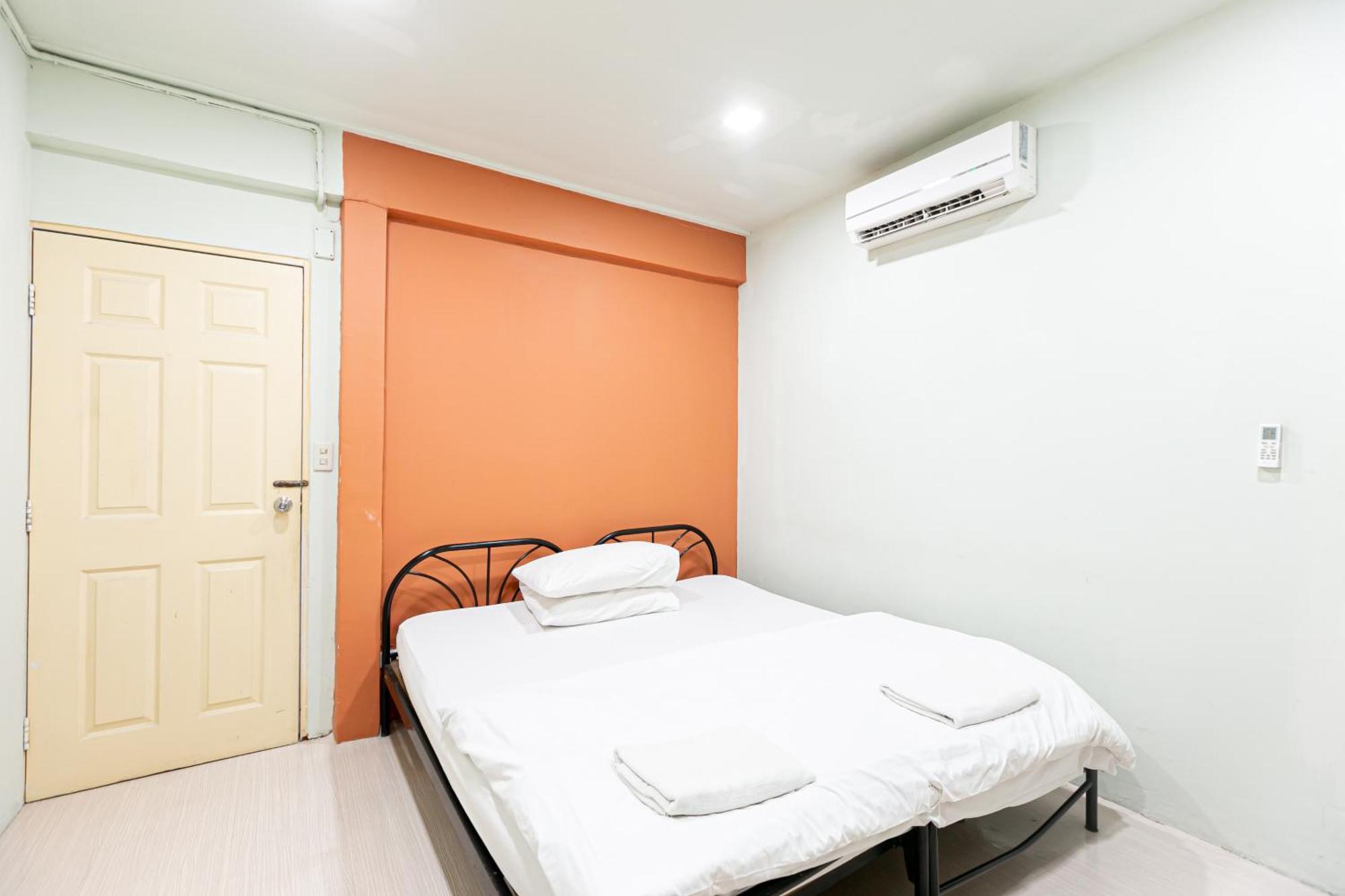 Freesia Saladaeng Silom Apartments Μπανγκόκ Εξωτερικό φωτογραφία